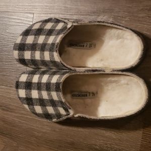 Women's Birkenstock sheepskin slides